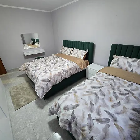 Siar Ali Demi * Tirana