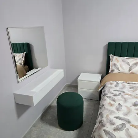 Siar Ali Demi Apartment